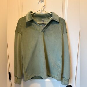 Green Collared Pullover Sweater